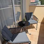 Viktorsapartment Apartamento *